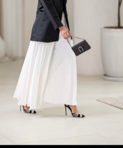 Alternative view of S M 16