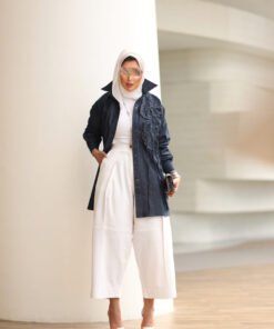 Alternative view of HD803